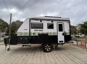 Jillaroo Manual Rollout Awning - Image 4